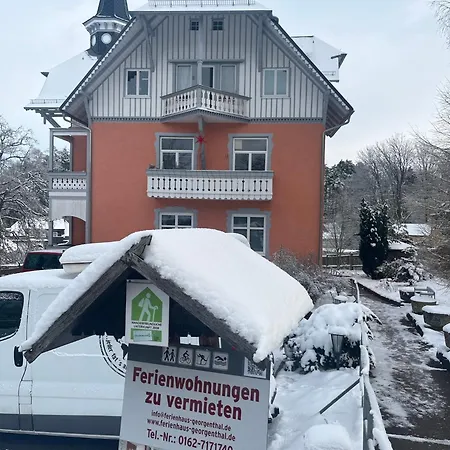 Moderne Ferienwohnungen In Alter Villa Georgenthal  Exterior photo